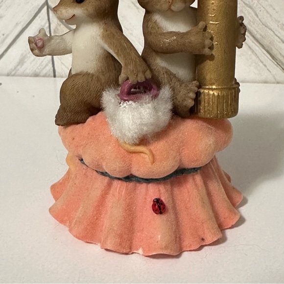 Fitz and Floyd charming tails “being sisters is a wonderful thing” - Picture 3 of 13